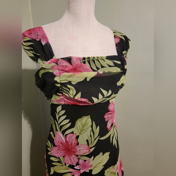 🧡 3 for $20 Size 8 Woman's Floral Tropical Black Pink Dress Hi low - Picture 4 of 8